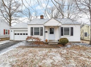 605 W Utica St, Sellersburg, IN 47172