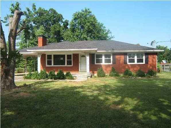 8908 Maple Rd, Louisville, KY 40229