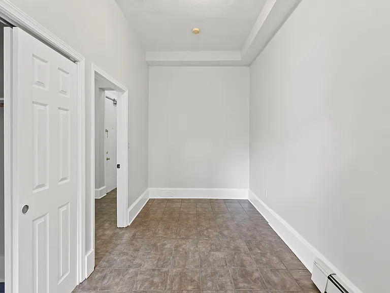 307 Franklin Pl — Photo 9