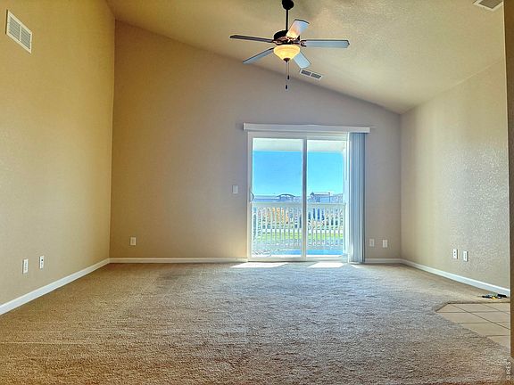 4th image of 4835 Hahns Peak Dr #203