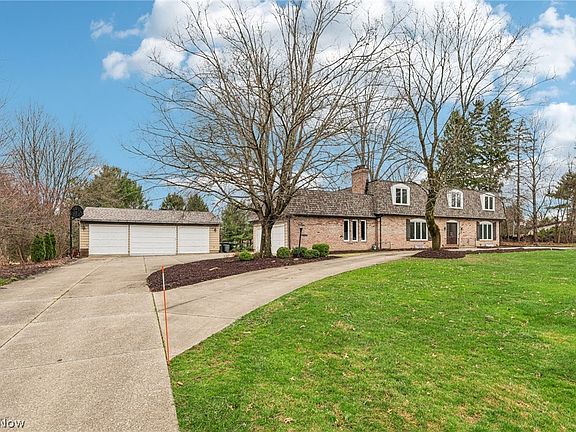2nd image of 1282 Ledgewood Dr