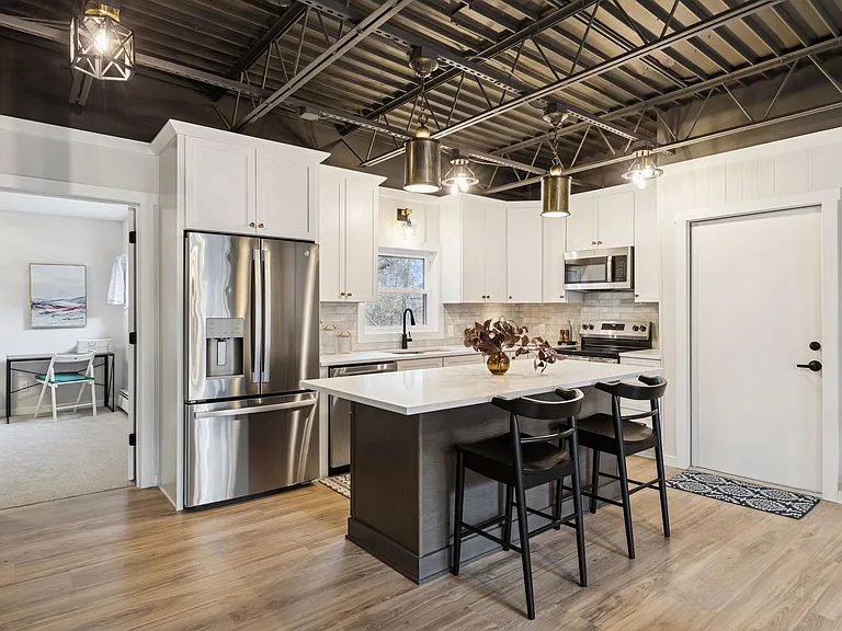 116 W Olive St #116 — Photo 9