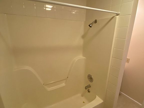 4th image of 162 Vickie Lynn Ln