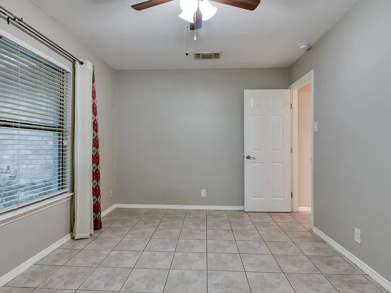 8335 Bent Meadow Dr #BENTMEADOW8335 — Photo 14