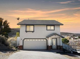 42711 Arrowrock Dr, Lake Hughes, CA 93532