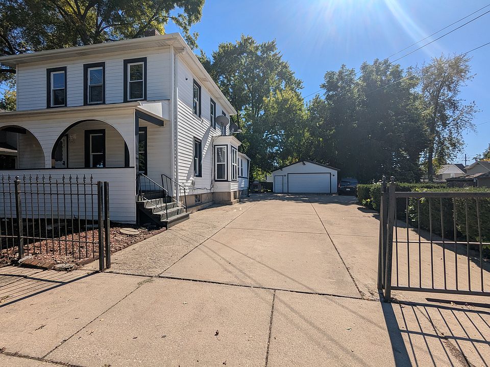1st image of 817 Front St Floor 2