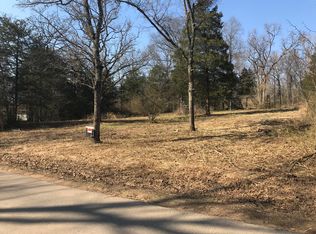 Oak Ave, Mountain View, AR 72560