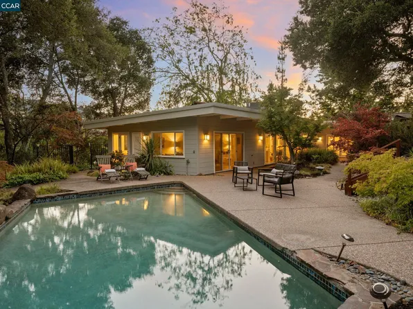 41 Bobolink Rd, Orinda, CA 94563