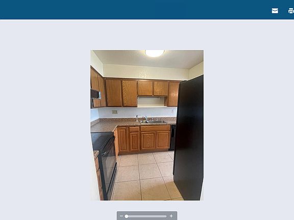 half of kitchen new garbage disposal faucet w new spray SS SINK. cold filtered water & ICE MAKER DOUBLE SIDE BY SIDE. APPLIANCES ARE MATCHING BLACK