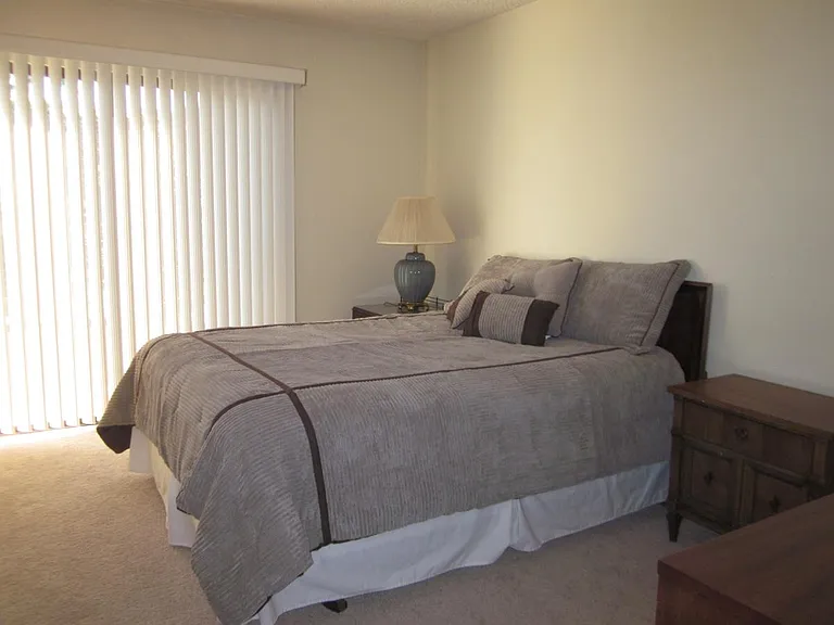 Bedroom 3 (Queen)