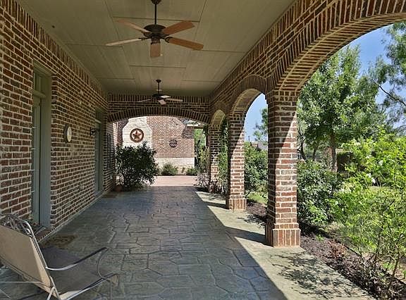 5th image of 4333 La Hacienda Dr