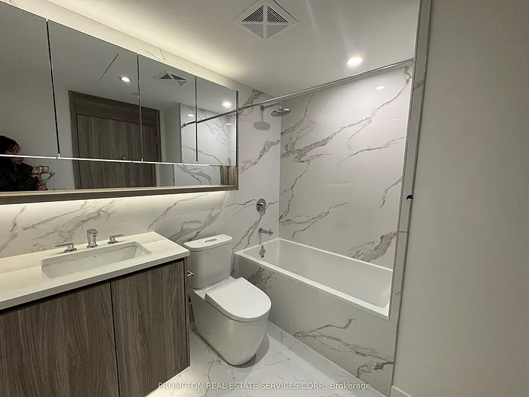 18 Esther Shiner Blvd #1115 — Photo 3