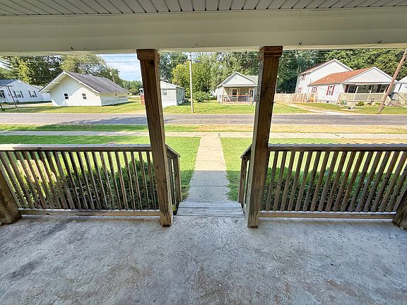 5th image of 323 Austin Ave