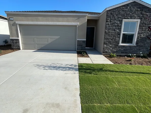 4236 Bellaire Ave, Clovis, CA 93619