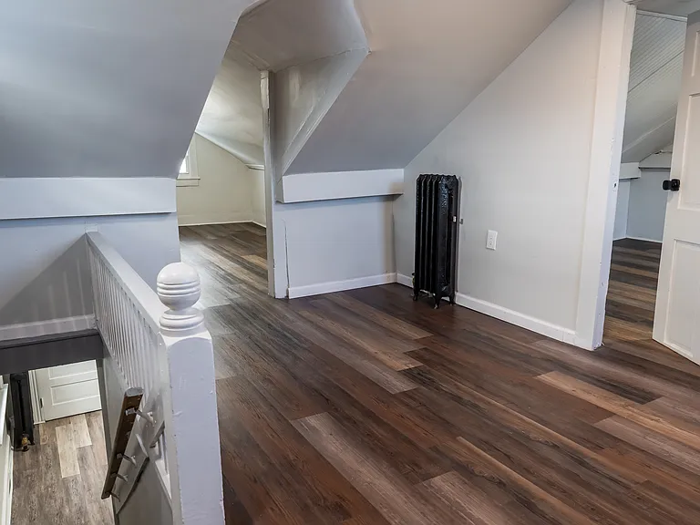 540 Front St — Photo 15
