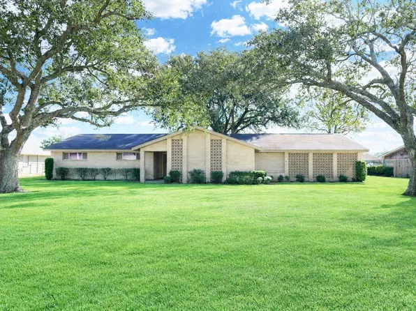 609 Oak Ln, Thibodaux, LA 70301