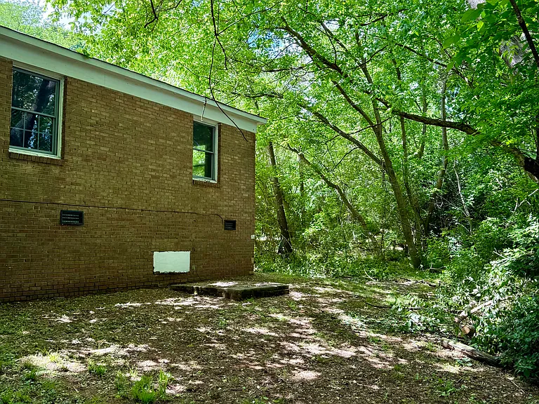 652 Miller St #2 — Photo 7