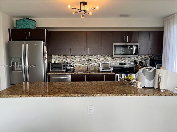 5th image of 2701 SW 3rd Ave #504