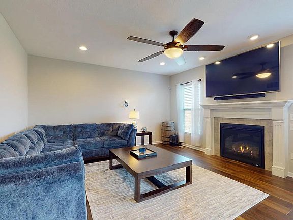 4th image of 7152 Dudley View Dr