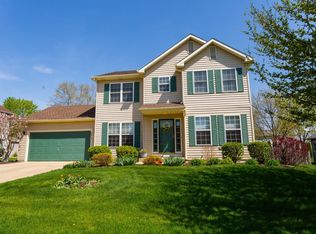 3612 Westminster Pl, McHenry, IL 60050