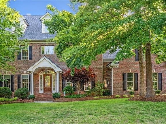 3rd image of 211 Mary Wil Ct