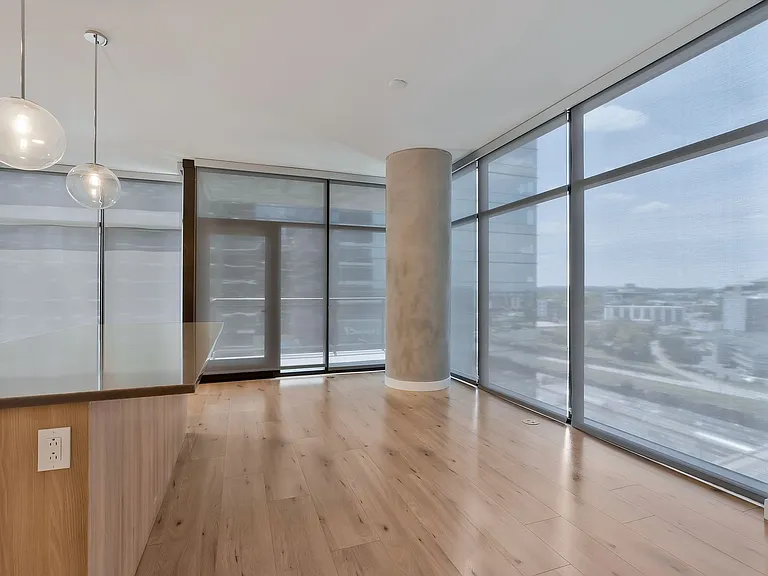 1212 Demonbreun St #1002 — Photo 46