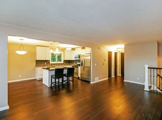 811 Prairie St S, Shakopee, MN 55379