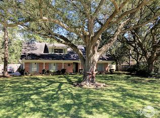 313 Marshall St, West Columbia, TX 77486