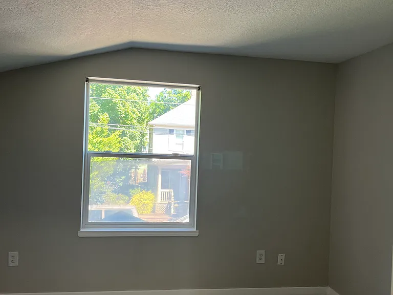 3619 N Missouri Ave — Photo 23