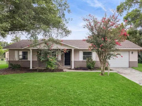 3760 Michigan Ave, Mount Dora, FL 32757