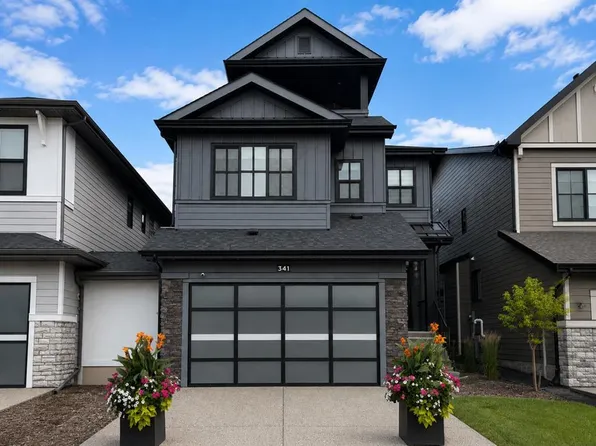 341 W West Grove Ln SW, Calgary, AB T3H 6E3