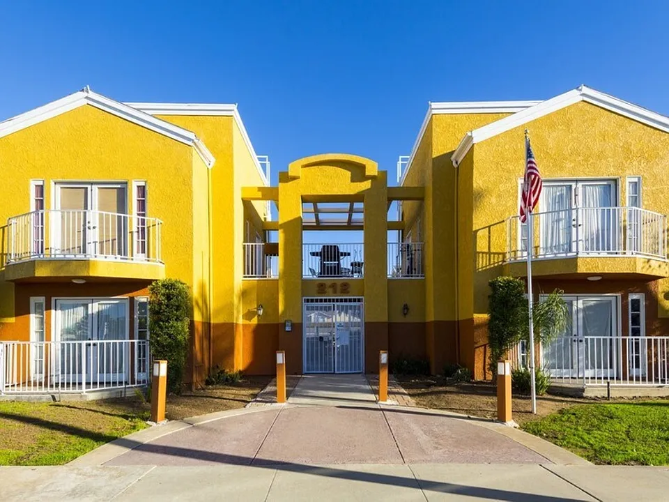 212 S. Orange Ave