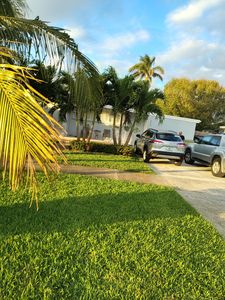332 Ponte Vedra Road, Palm Springs, FL, 33461