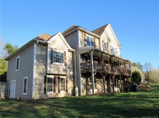 36 Rodeo Dr, Leicester, NC 28748