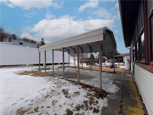 110 Grove St, McAdoo, PA 18237