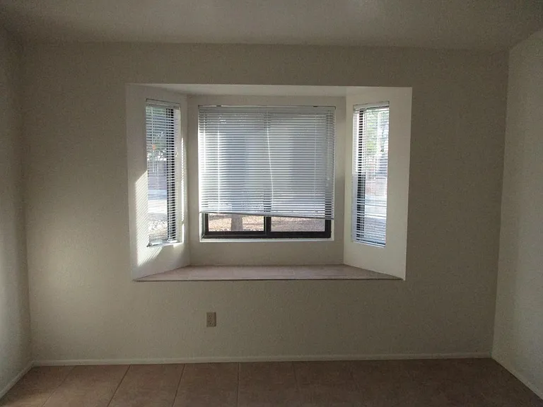 2774 W Firebrook Rd — Photo 16