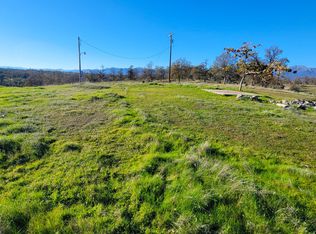 14485 Small Farms Dr, Igo, CA 96047