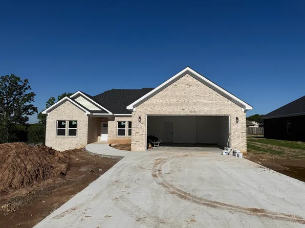 513 Madeleine Cir, Austin, AR 72007