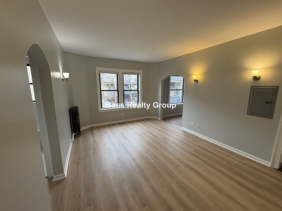 1st image of 1724 W Estes Ave #204