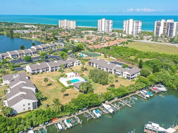 3209 S Lakeview Cir #8206, Fort Pierce, FL 34949