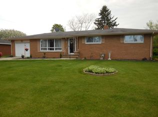 993 Manor Pl, Green Bay, WI 54304