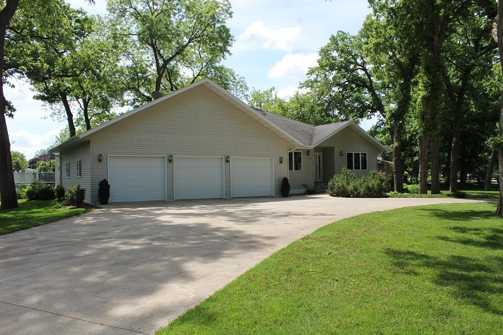 312 NW California St, Brownsdale, MN 55918 Zillow
