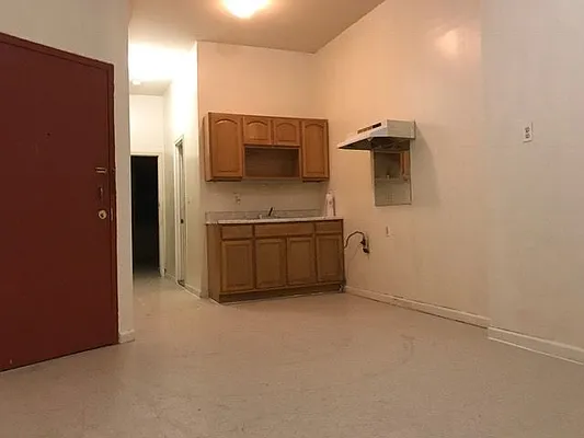 Rented by Fifth & Forever LLC | media 19