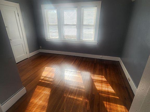 4th image of 764 Ellsworth St Unit 3