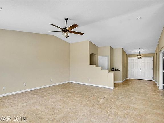 3rd image of 7021 Longhorn Cattle St