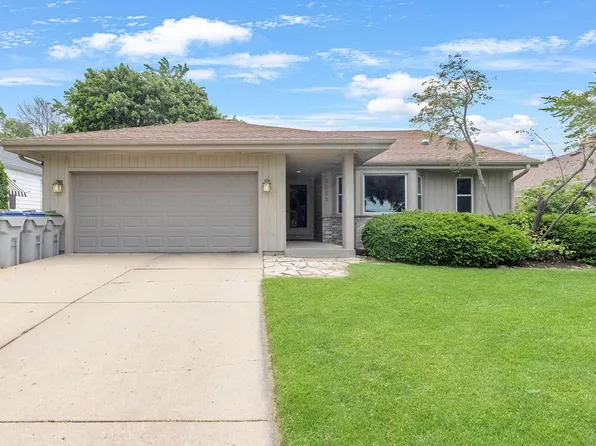3262 North 93rd STREET, Milwaukee, WI 53222