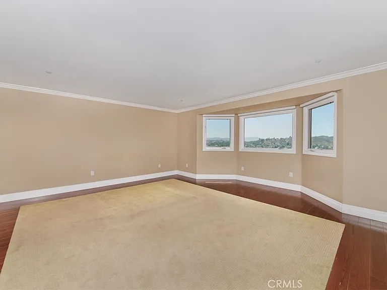9772 Crestview Cir — Photo 13