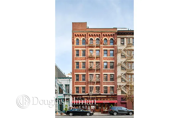 Rented by Douglas Elliman | media 20