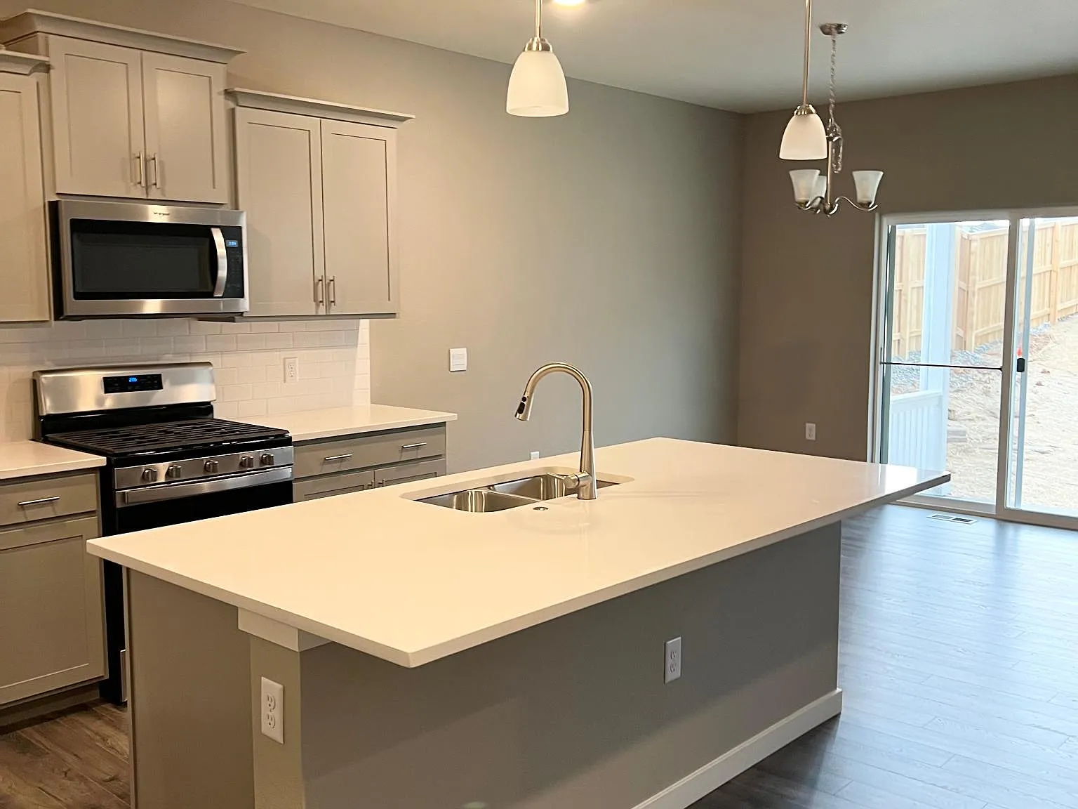 17951 Sky Pilot Ln — Photo 3