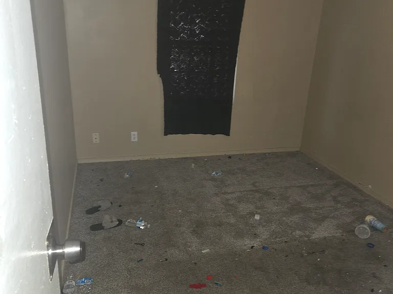 709 Saint Paul Dr — Photo 4